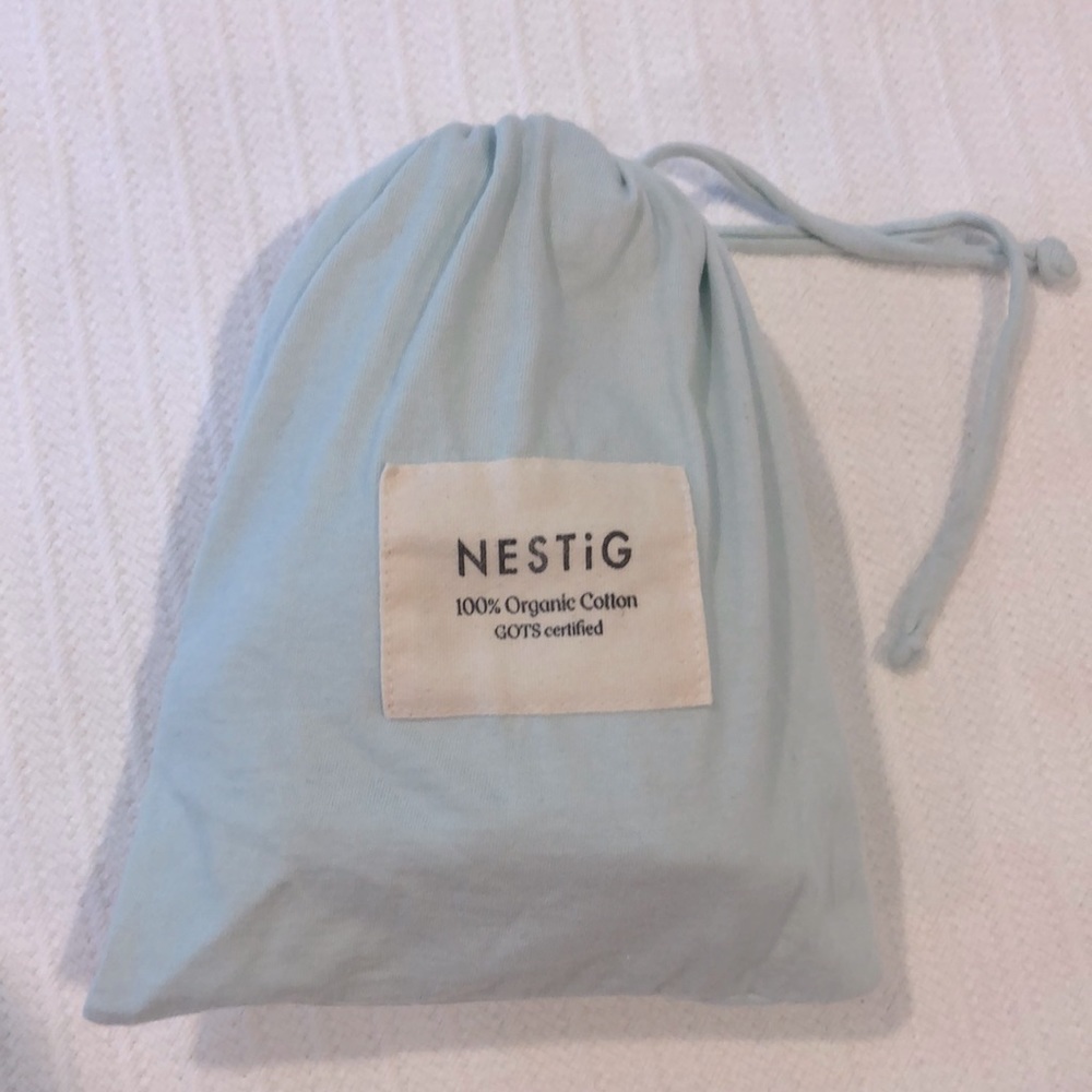 Nestig mini crib sheet